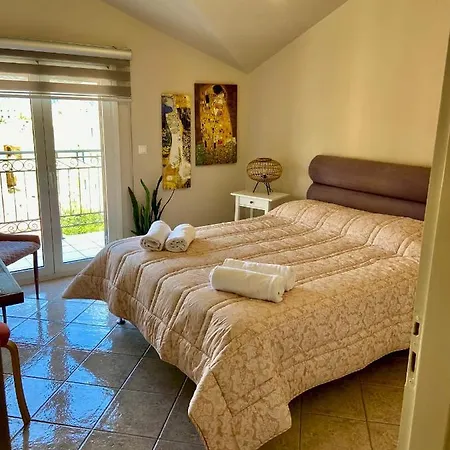 Valeria's * 아르고스톨리온