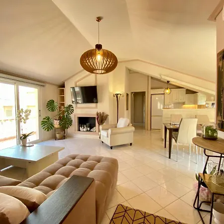 Valeria's * 아르고스톨리온